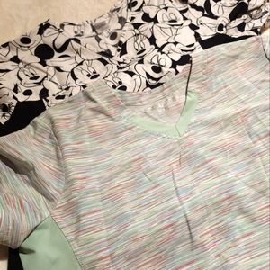 Set of 2 Scrub Tops. Size xl. Preloved